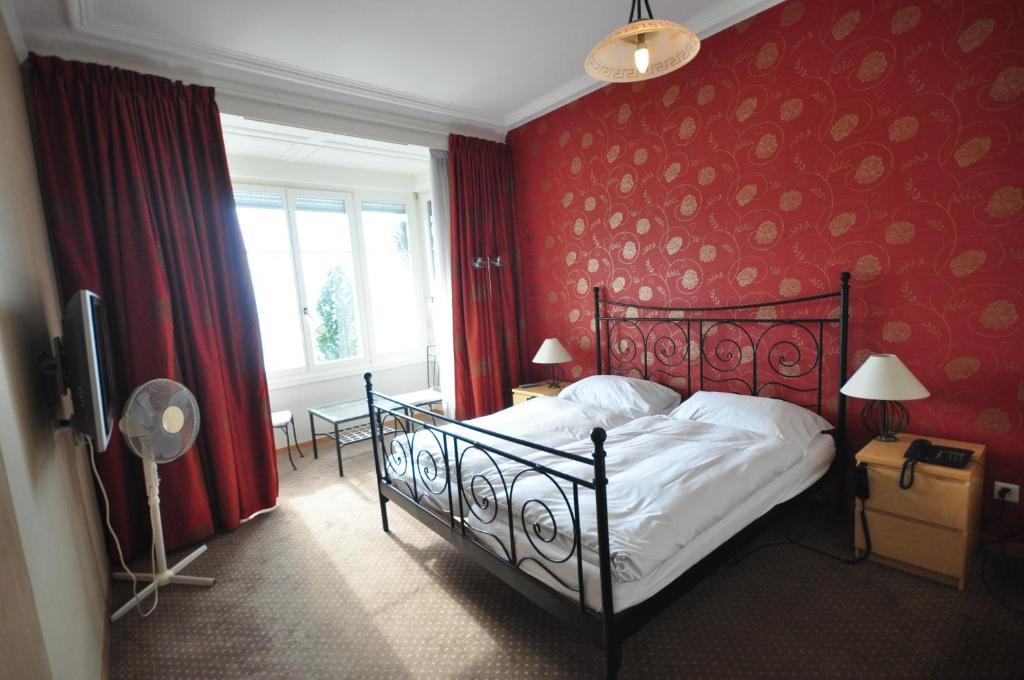Hotel Splendid Монтрьо Стая снимка